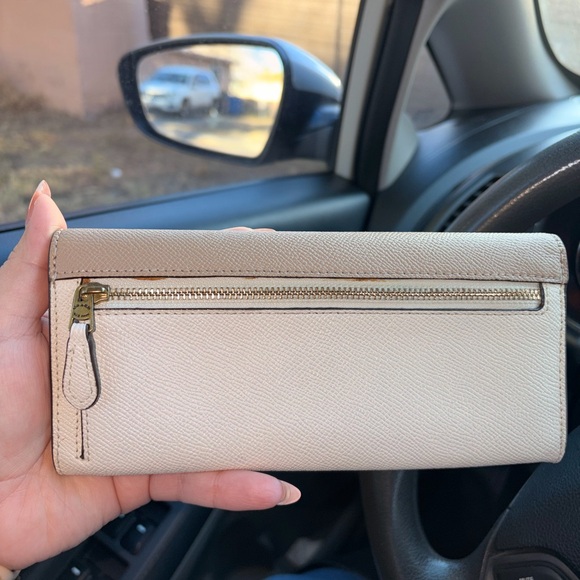 Coach Wyn Soft Wallet in Colorblock ✨ - Picture 6 of 8
